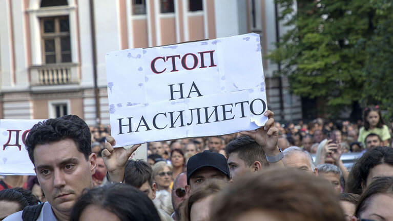 Средата ни продължава да създава насилници. Защо?